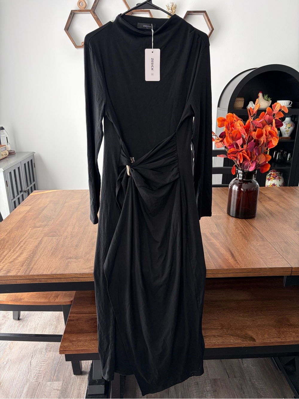 Black Long-Sleeve Stretch Maxi Dress with Side Twist (NEW)